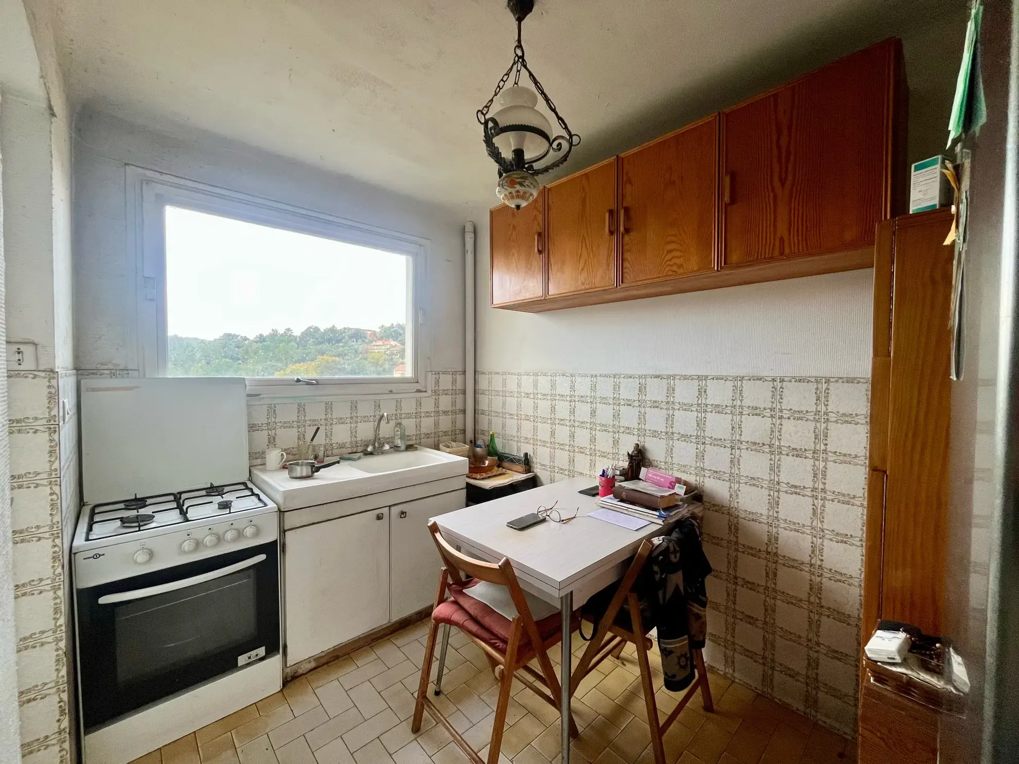 Appartement F4 à rénover avec terrasse à Vidauban - Dernier étage 