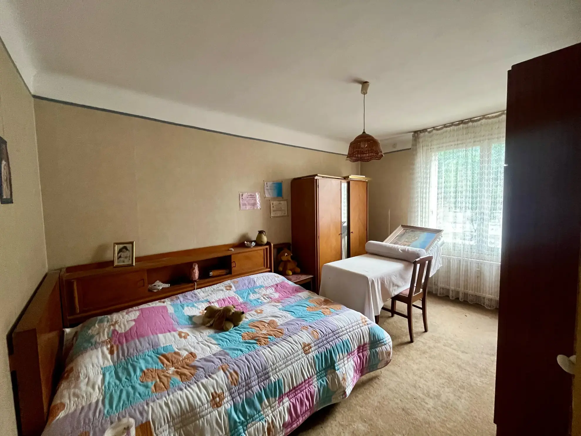 Appartement F4 à rénover avec terrasse à Vidauban - Dernier étage 