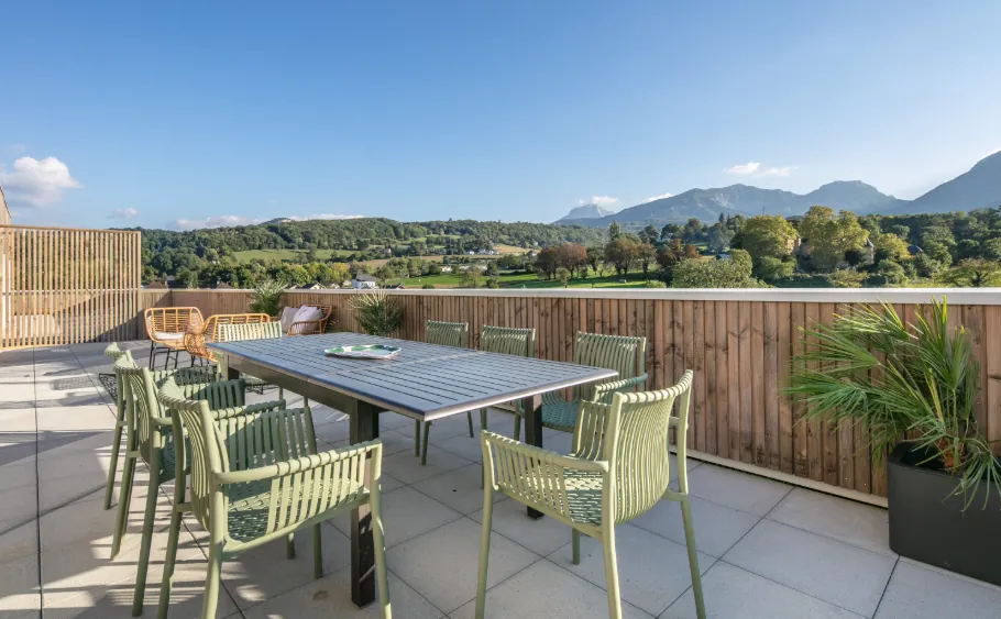 Appartement 3 pièces à Cognin avec balcon, parking, livraison janvier 2026 