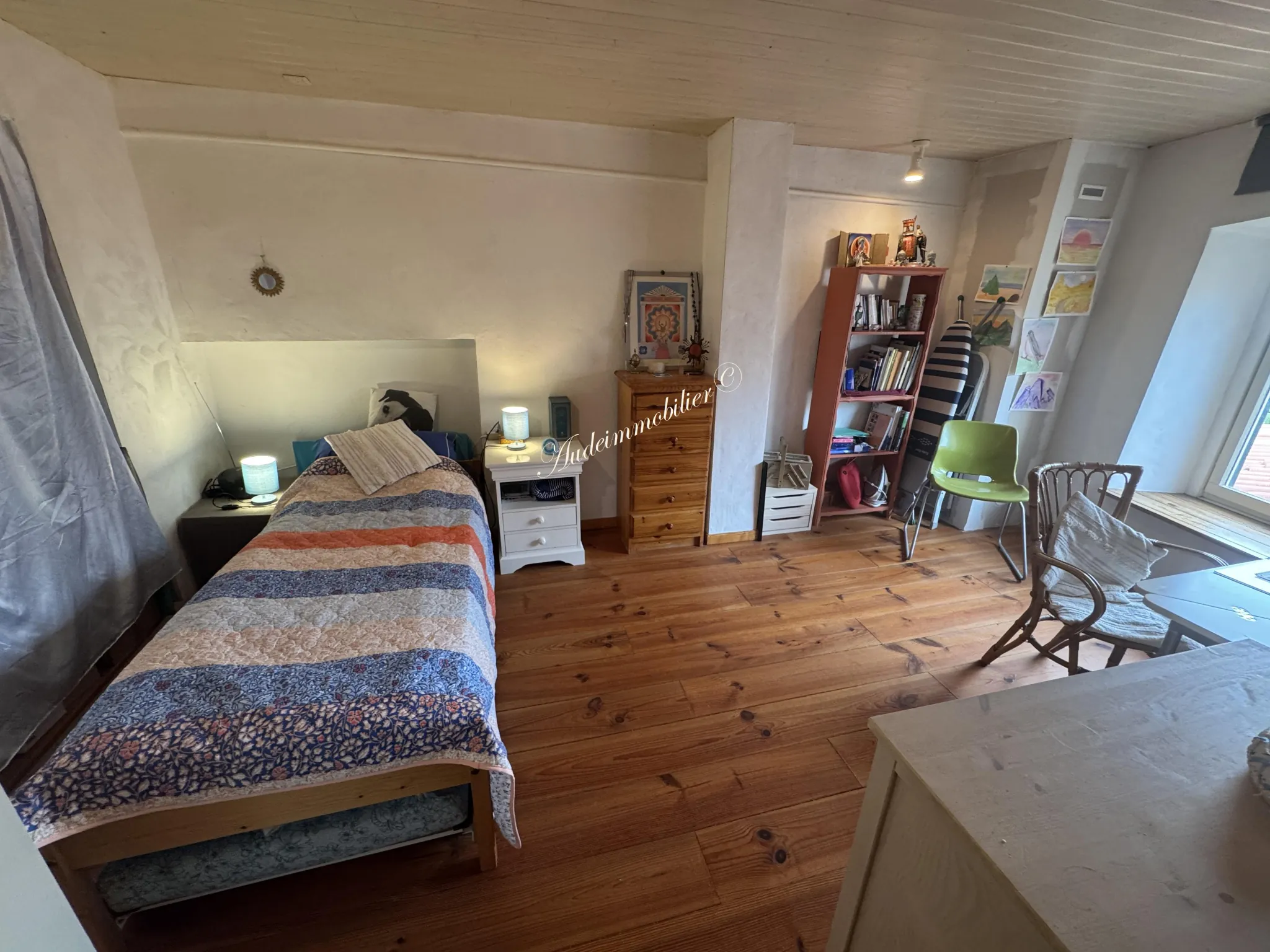 Belle maison de village en pierres à Limoux avec vue et fibre optique 