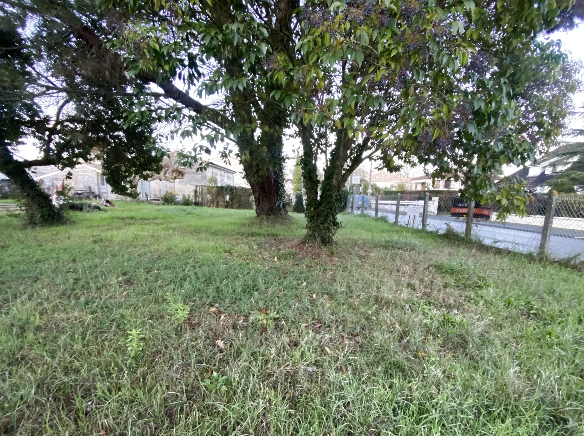 Terrain constructible à Libourne de 310 m² dans un quartier recherché