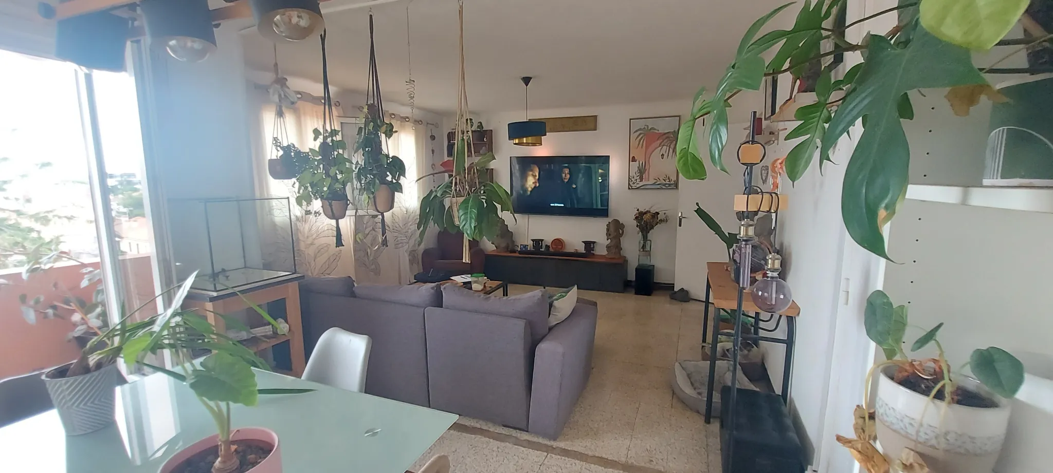 Appartement T3 avec Balcon, Cave et Garage à Perpignan – Dernier étage