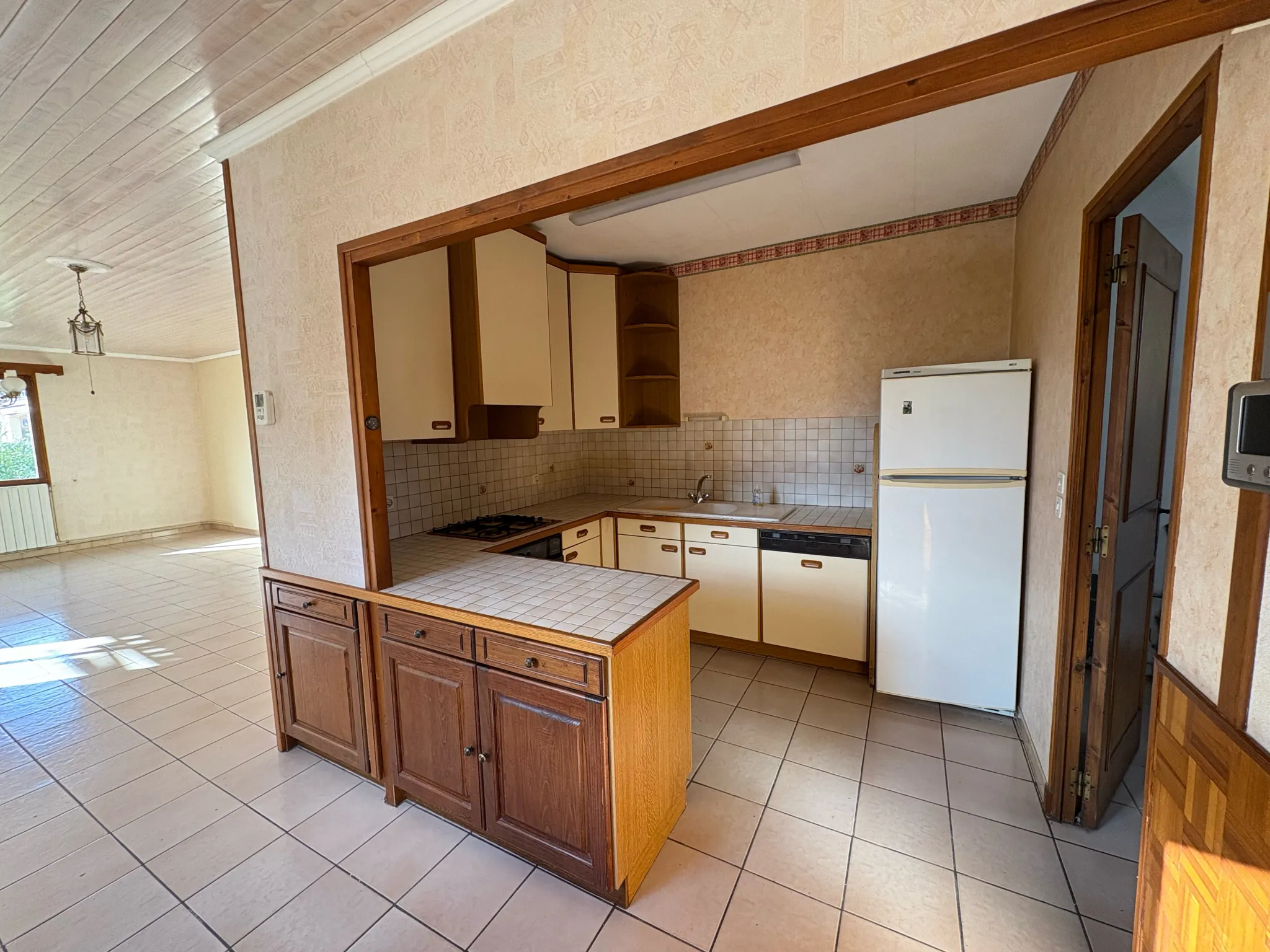 Villa plain-pied F4 à Saint-Ambroix avec garage et terrain clos de 500 m² 