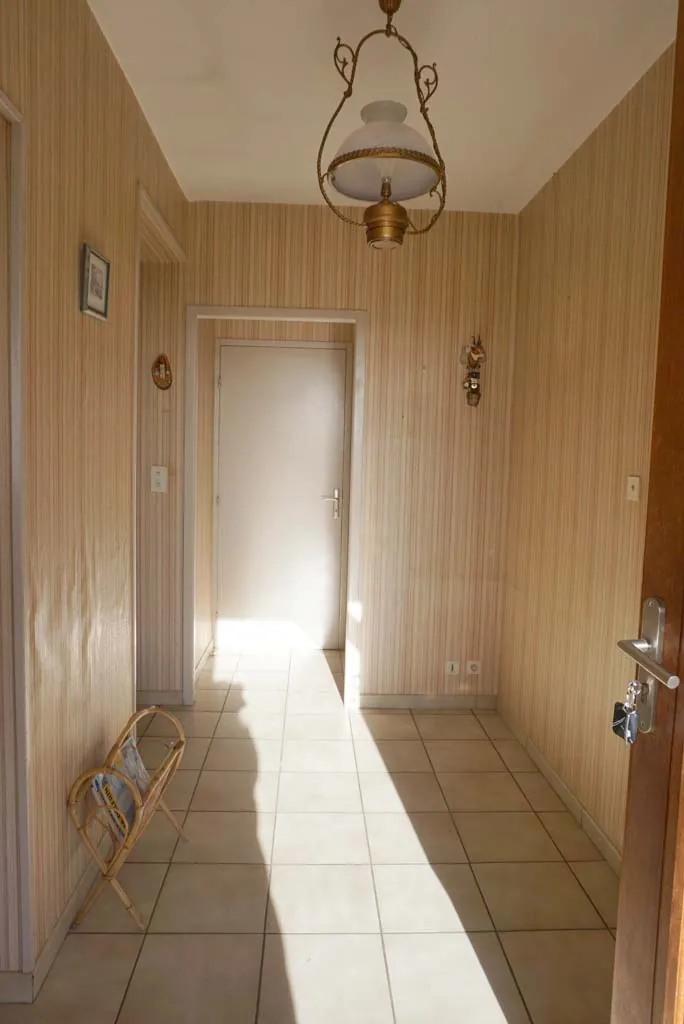 Maison de campagne avec grand terrain et hangar à Paray-le-Monial 