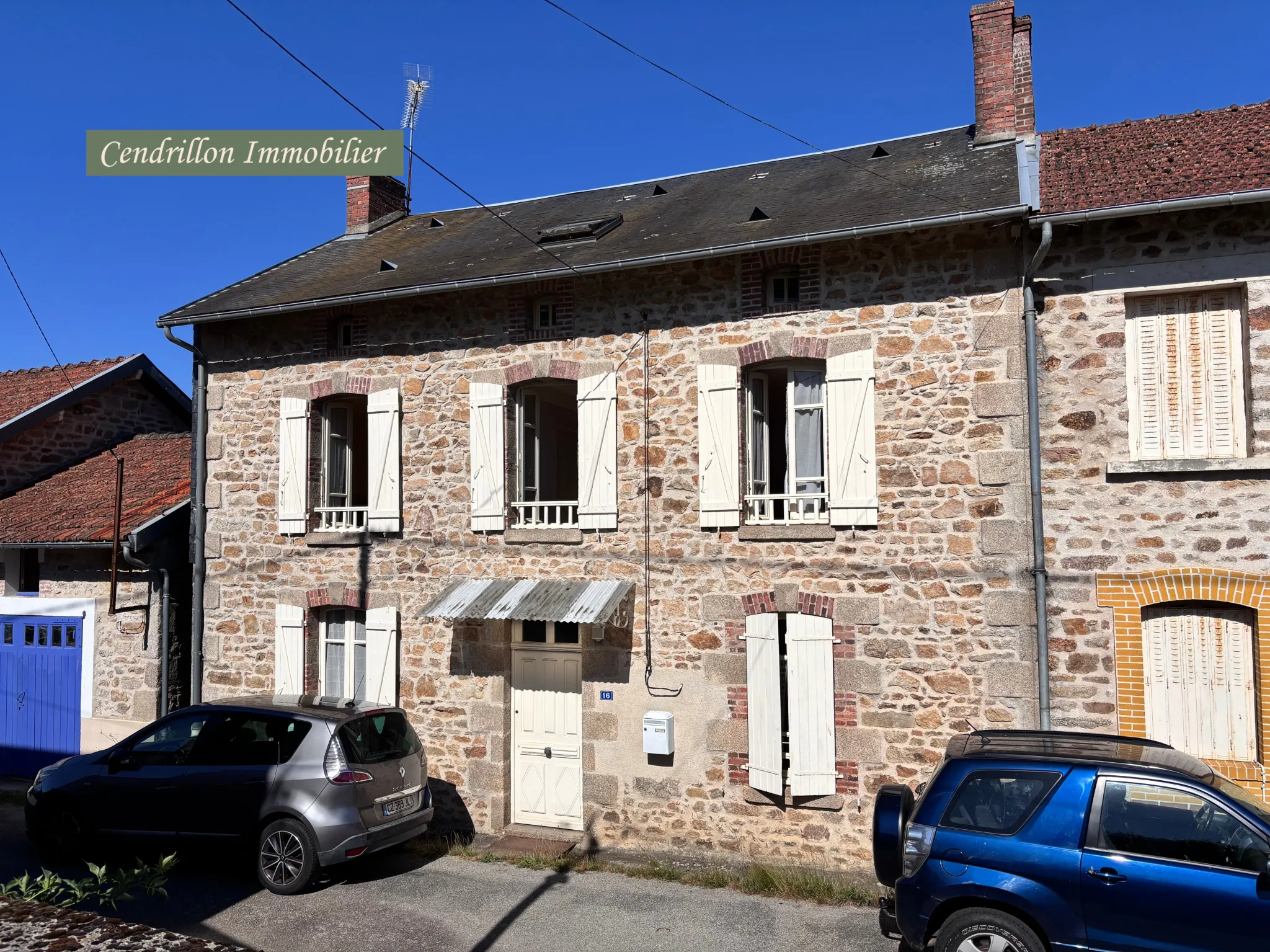 Maison semi-mitoyenne de 140 m² avec 5 chambres et grand jardin à proximité de Bourganeuf 