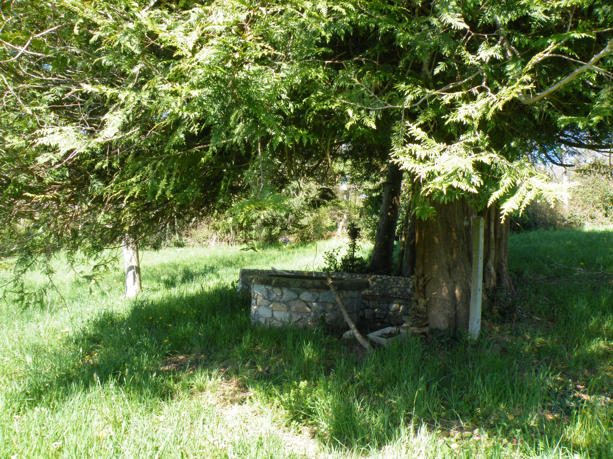 Terrain à bâtir de 1360 m² proche Baraqueville à Moyrazes 