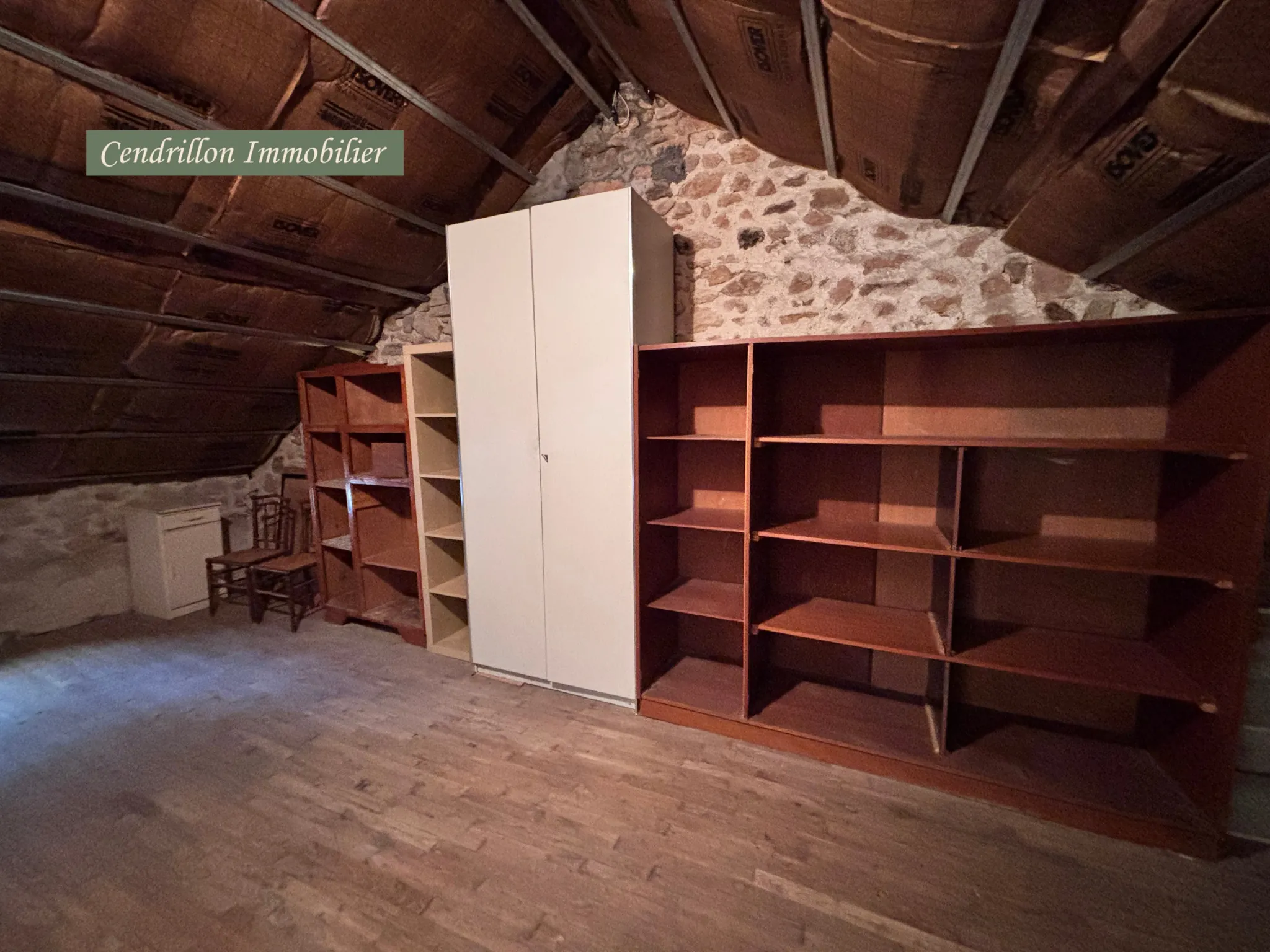 Maison semi-mitoyenne de 140 m² avec 5 chambres et grand jardin à proximité de Bourganeuf 