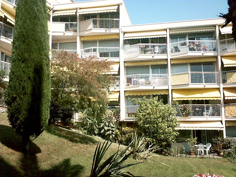 Appartement 2 pièces en résidence senior sécurisée à Cannes Tassigny