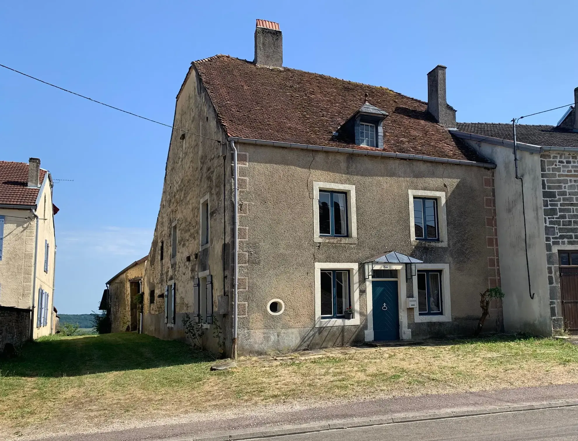 Maison de vigneron authentique avec jardin à Varennes-sur-Amance 156 m²