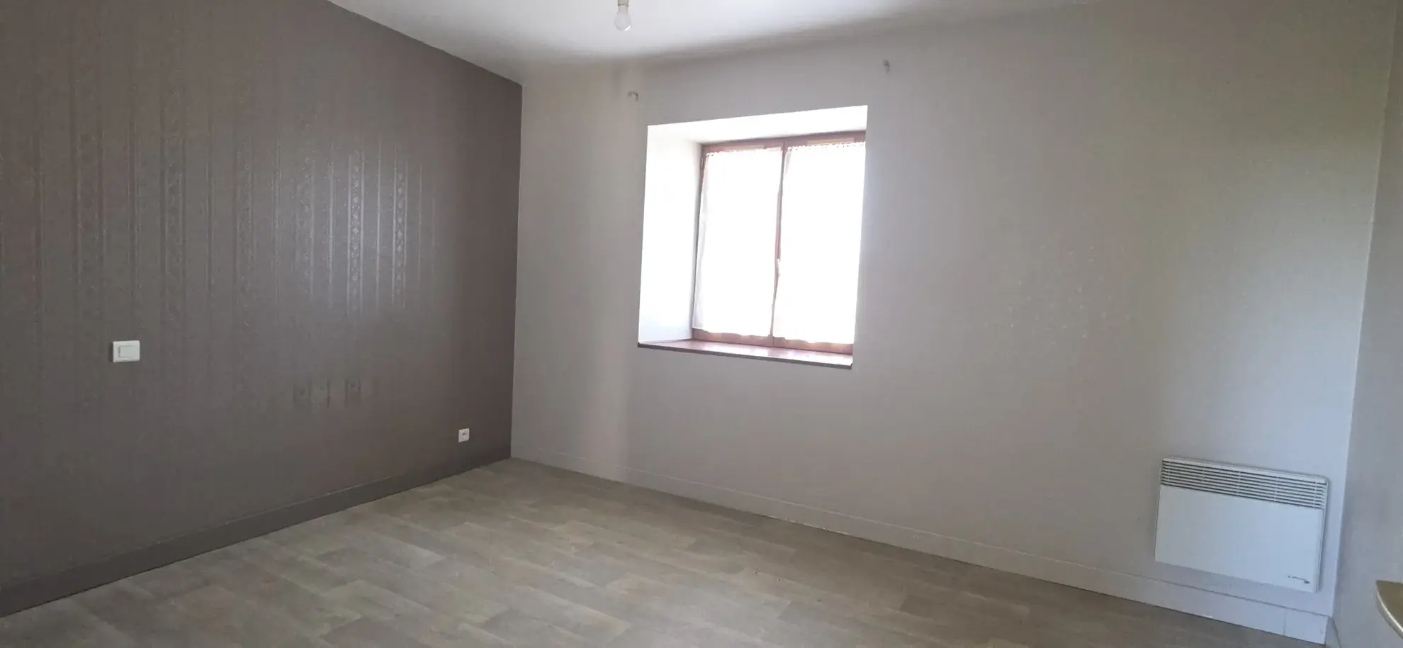 Charmante Longère en Pierre avec Vue sur Prairie à Beyssenac, proche de POMPADOUR 