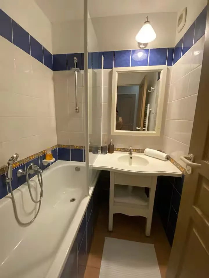 Appartement T2 de 27m² à Six Fours Les Plages proche plage et commerces 