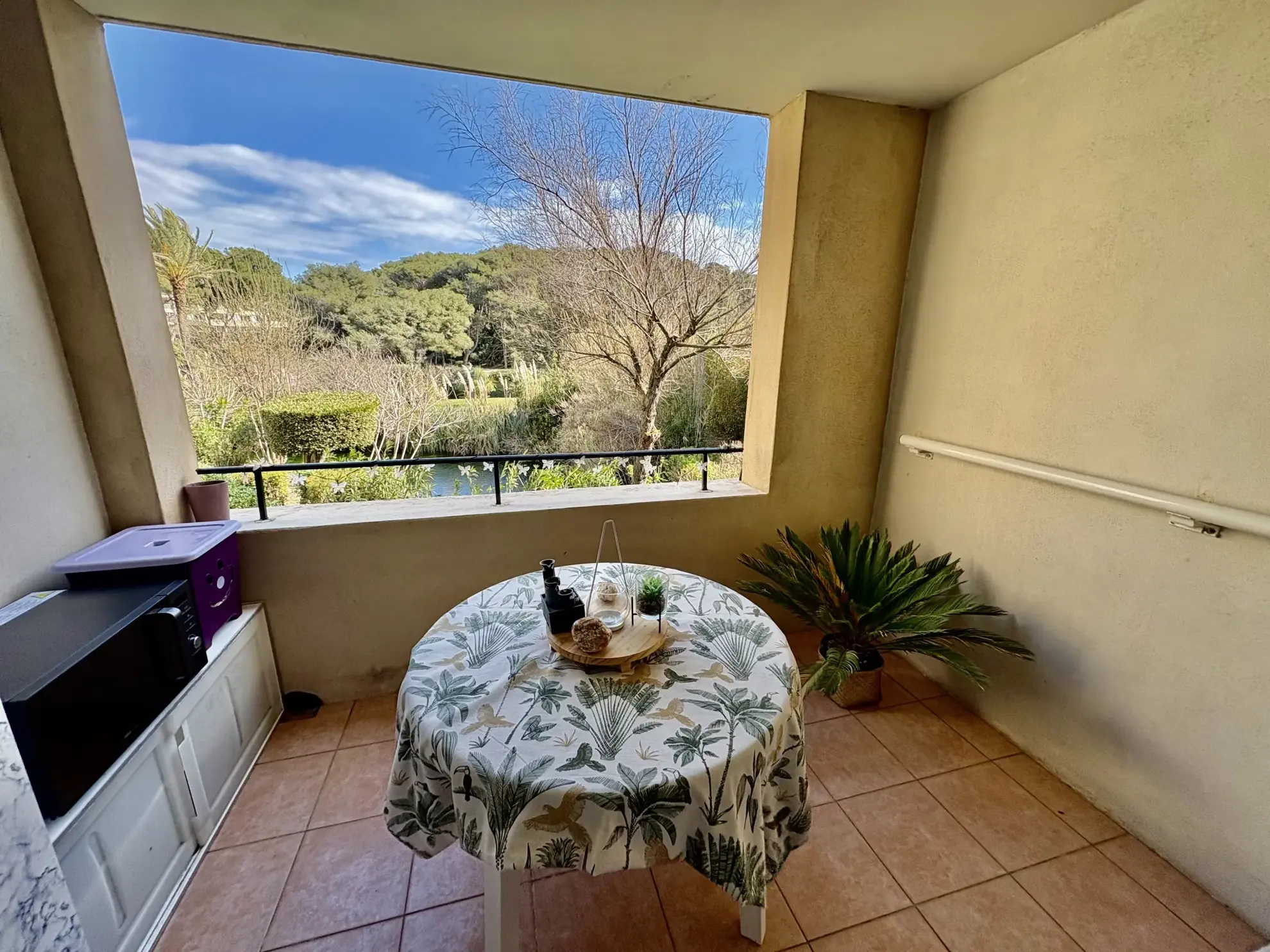 Appartement T2 de 27m² à Six Fours Les Plages proche plage et commerces 