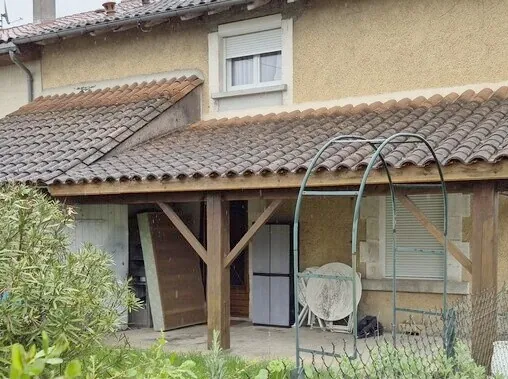 Maison de village à Razac-sur-l'Isle de 179 m² avec jardin et parking