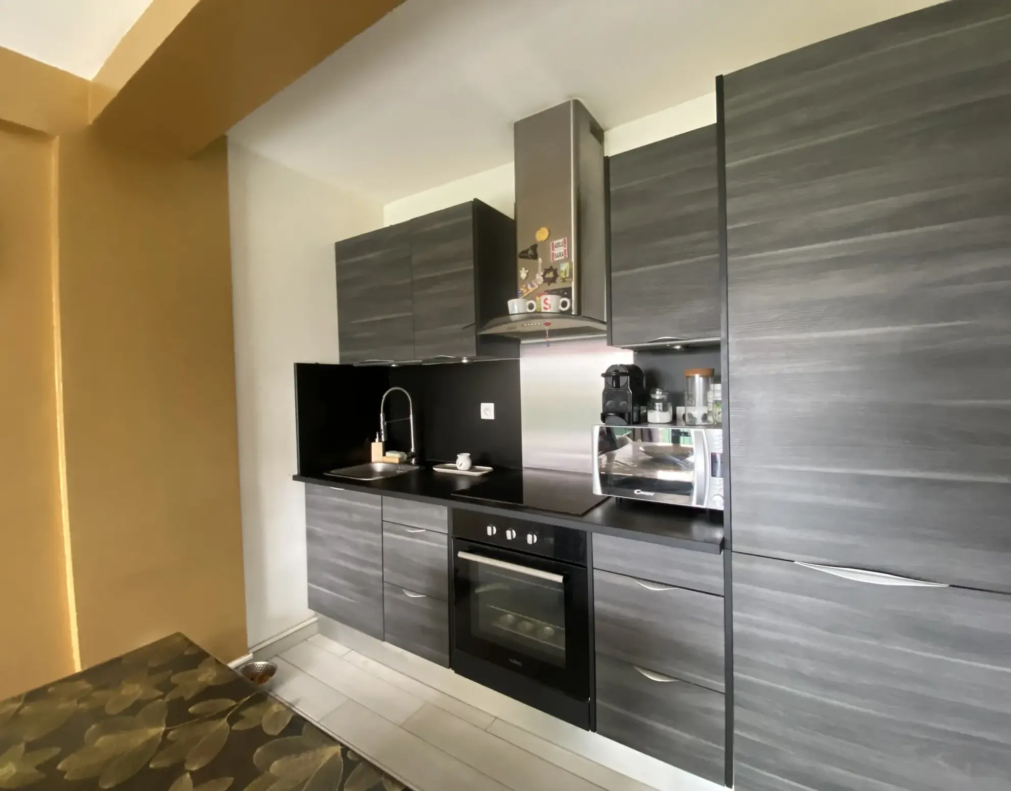 Appartement T3 avec balcon, parking et cave à Marseille La Pignatelle 