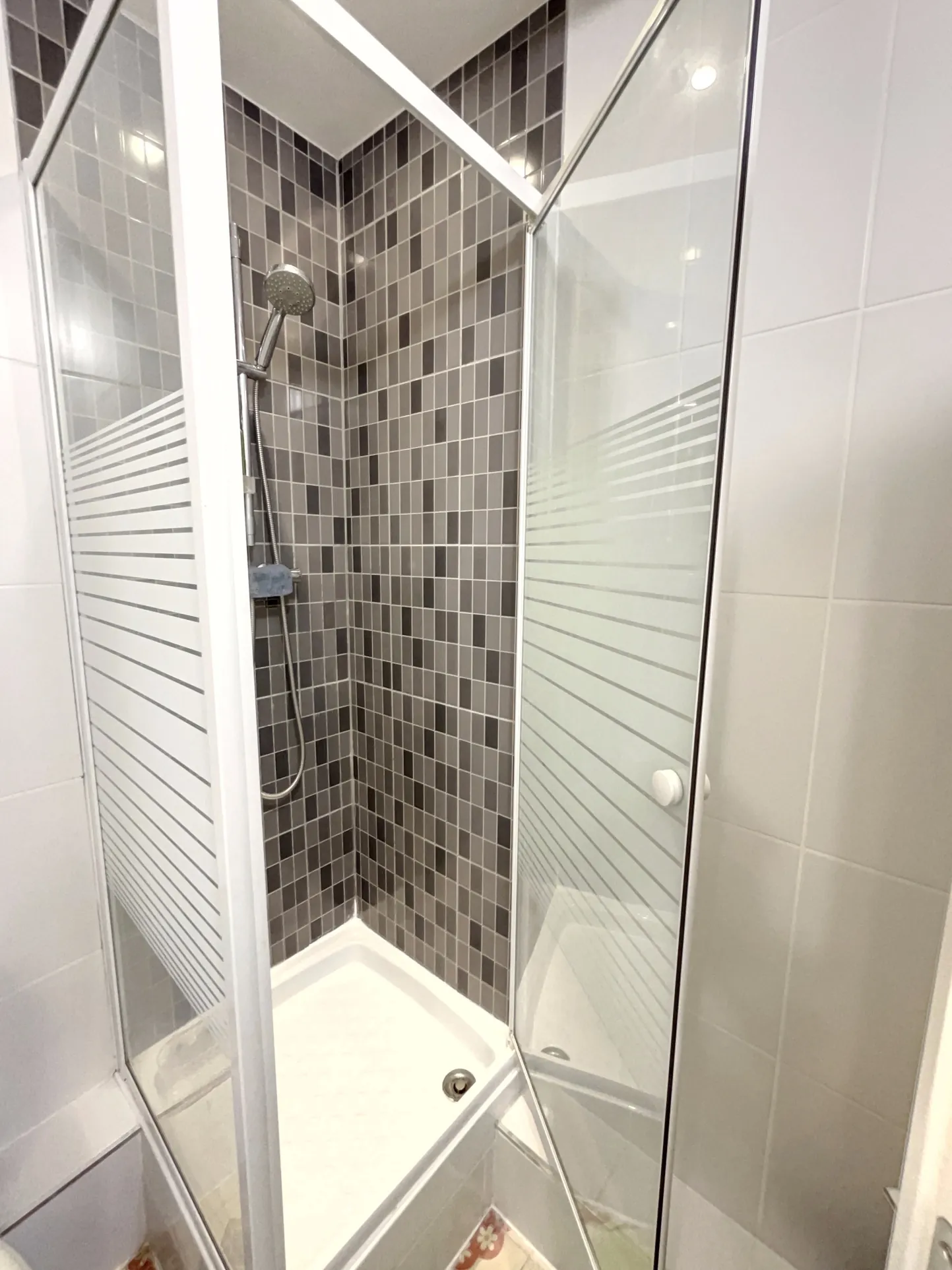 Bel appartement F3 avec terrasse à Céret, proche centre-ville 