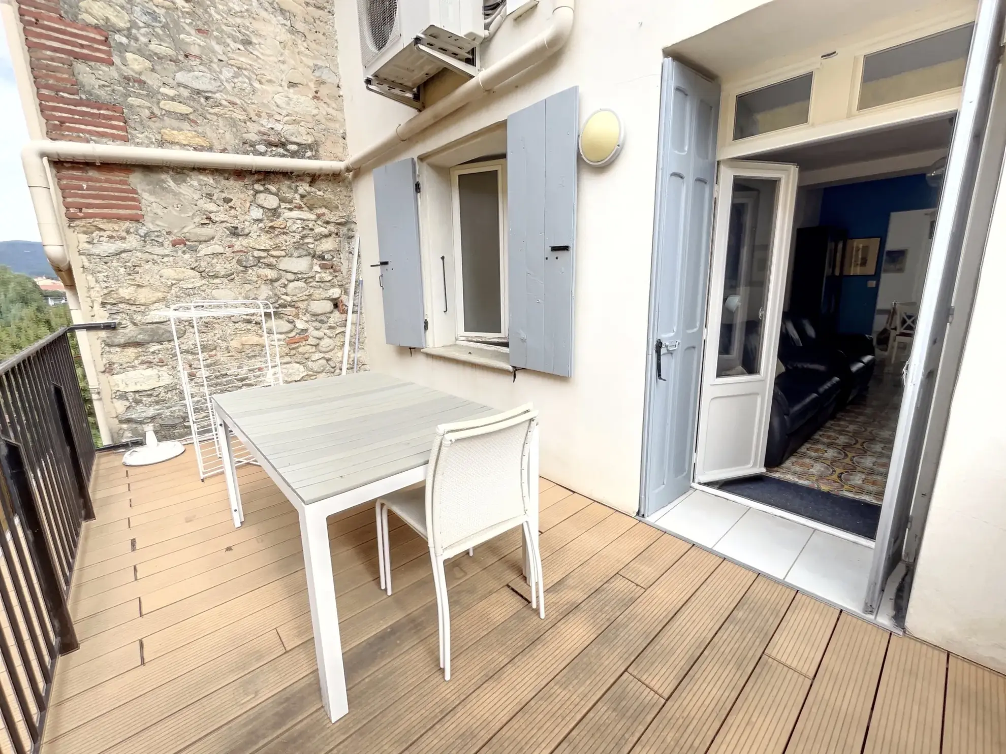 Bel appartement F3 avec terrasse à Céret, proche centre-ville 