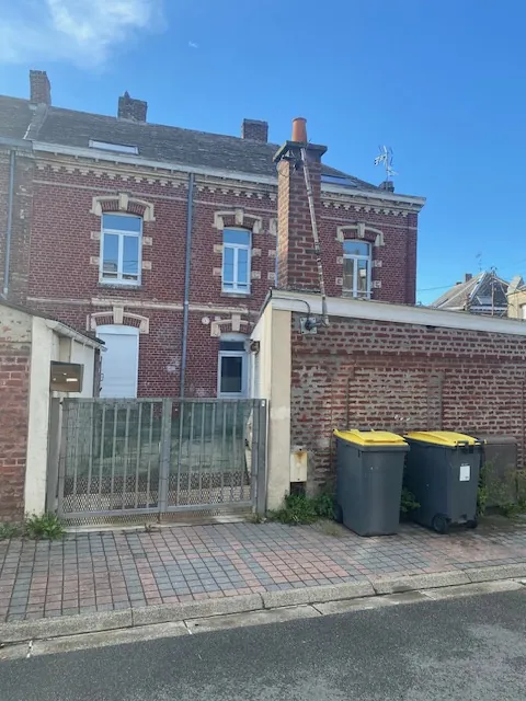 Maison de 124 m2 avec studio indépendant à Caudry – Idéal famille ou investisseur