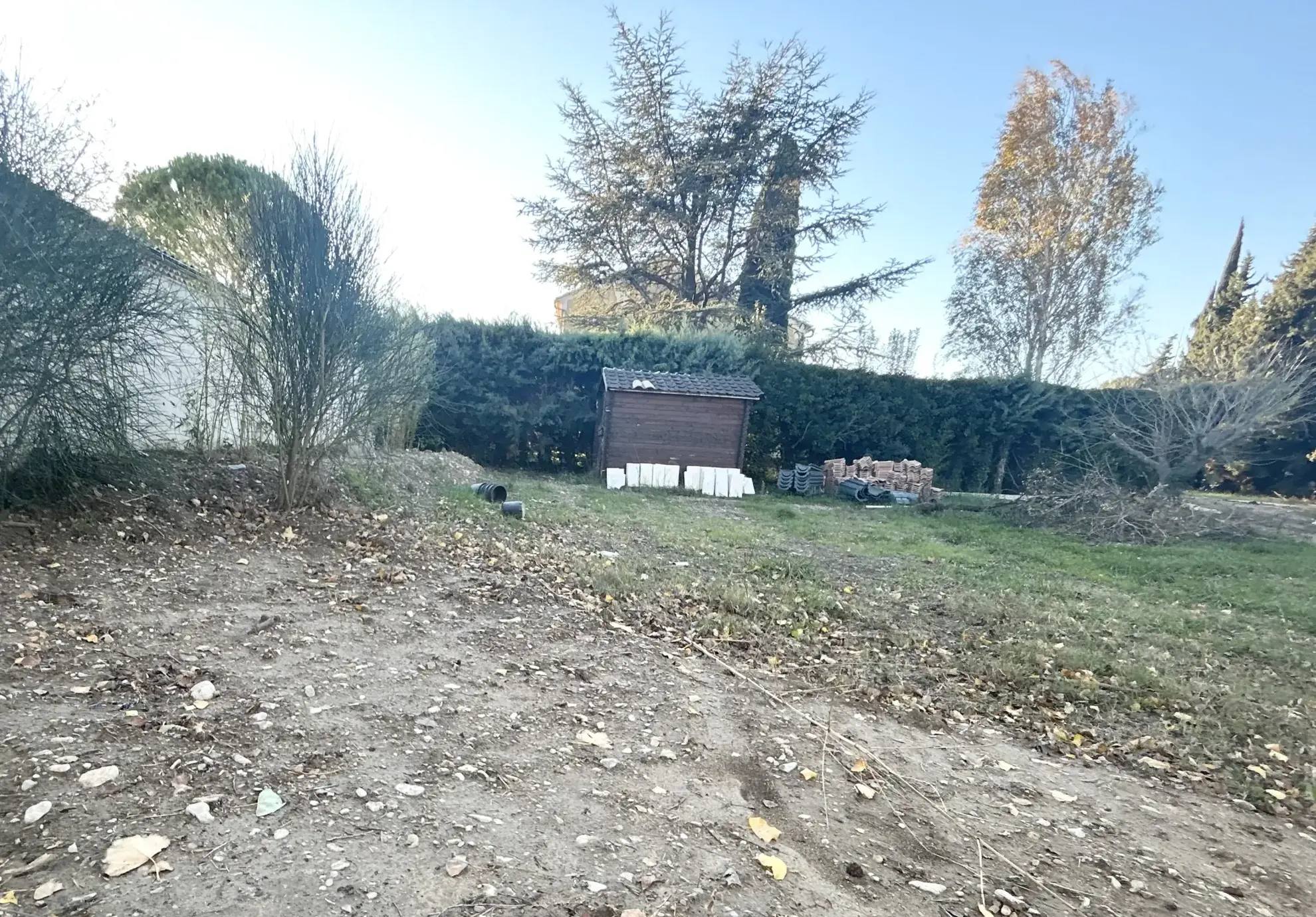 Terrain constructible de 433 m² à Roaix, proche Vaison-la-Romaine 