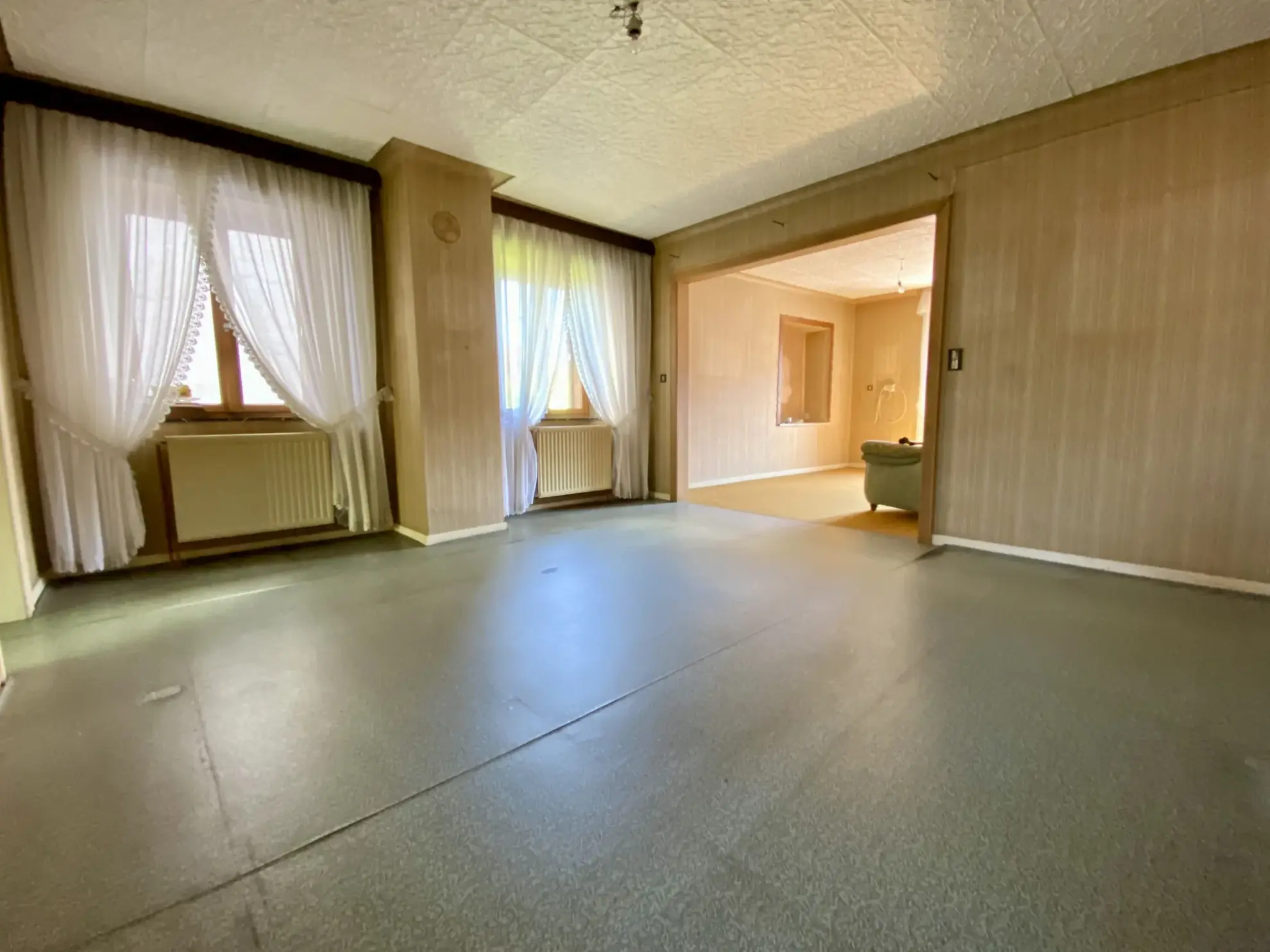 Maison de 192 m2 avec jardin et garage à Oermingen – Opportunité à saisir 