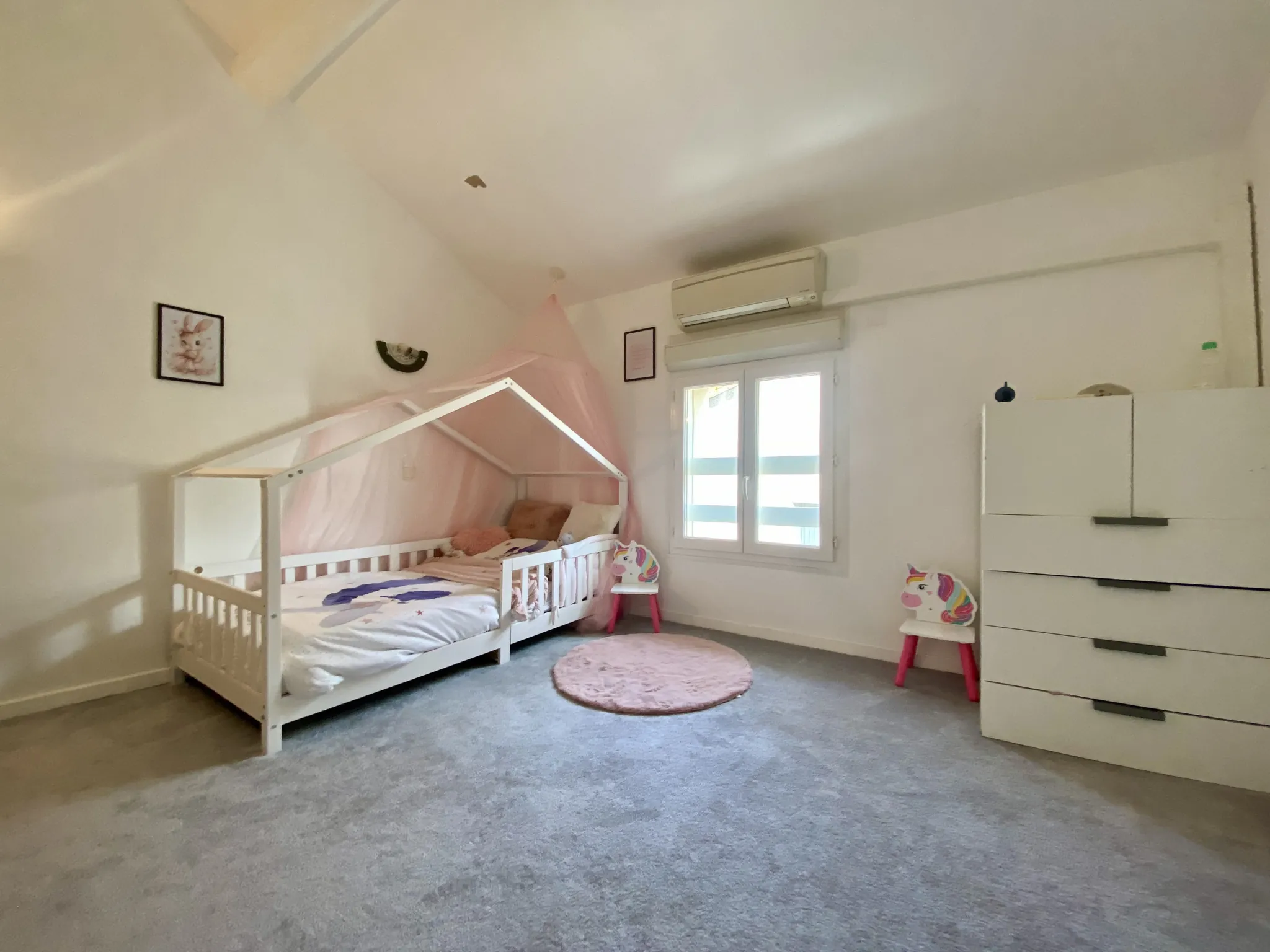 Maison vigneronne à Vias avec terrasse, vue dégagée et grand garage 