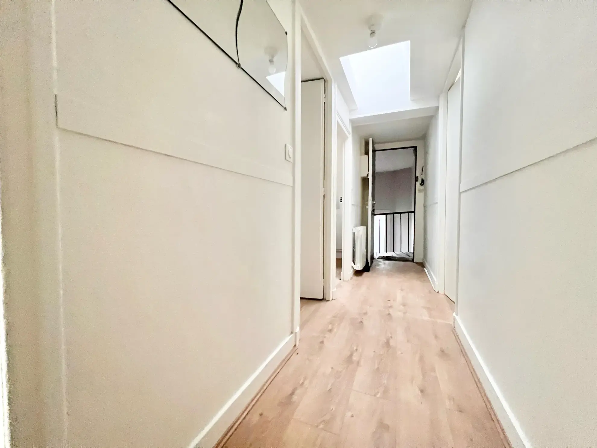 Appartement 2 pièces rénové à Rouen, vue dégagée, dernier étage 