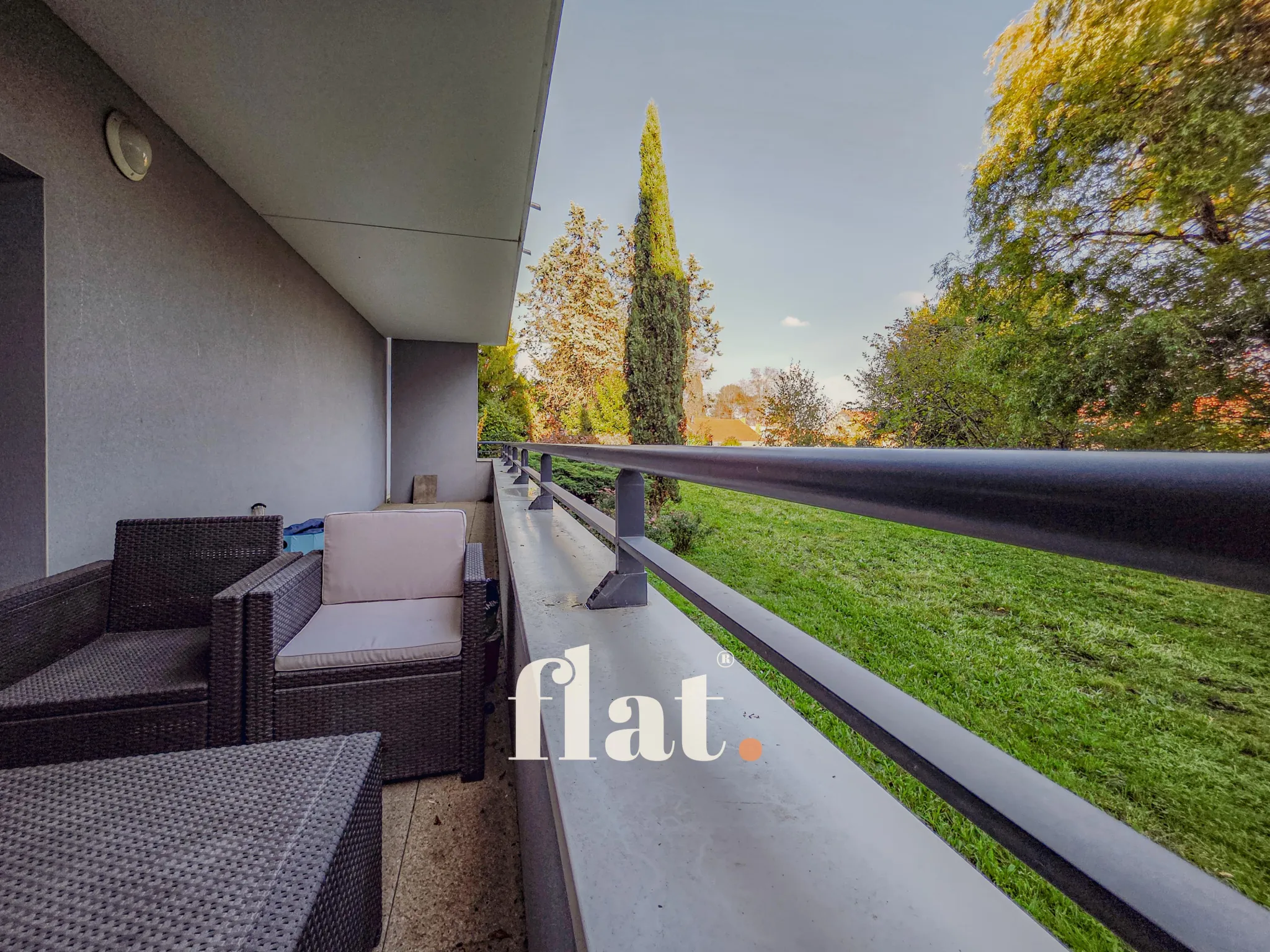 Grand studio de 32 m² à vendre à Nantes - proximité commerces et transports