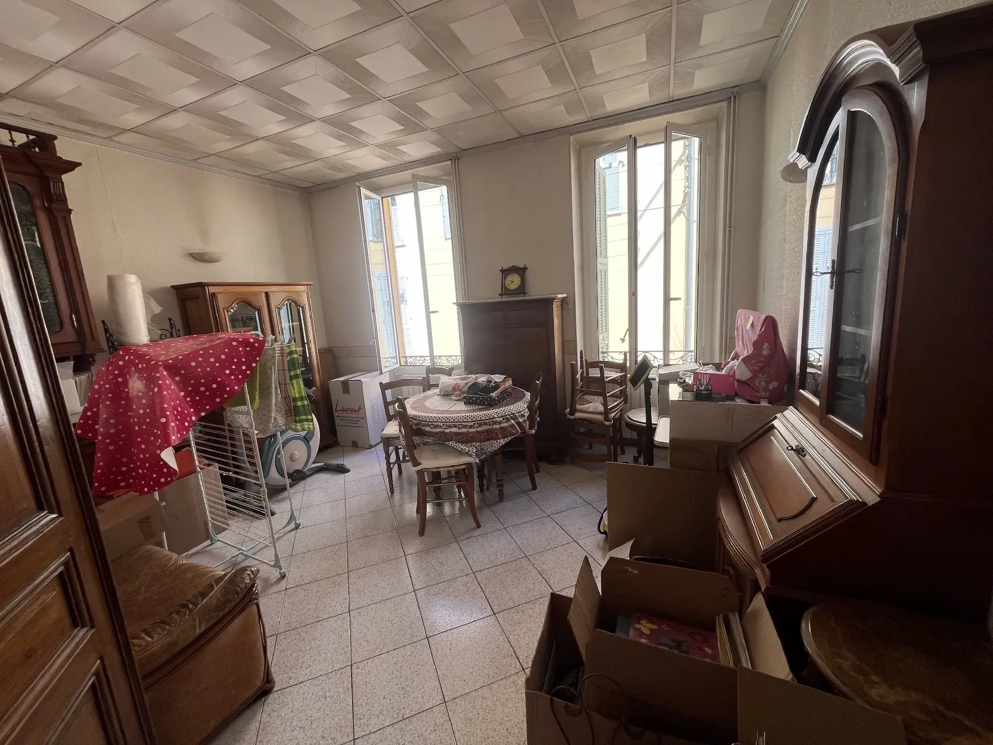 Appartement 3 pièces avec caves à Menton - Opportunité à saisir 