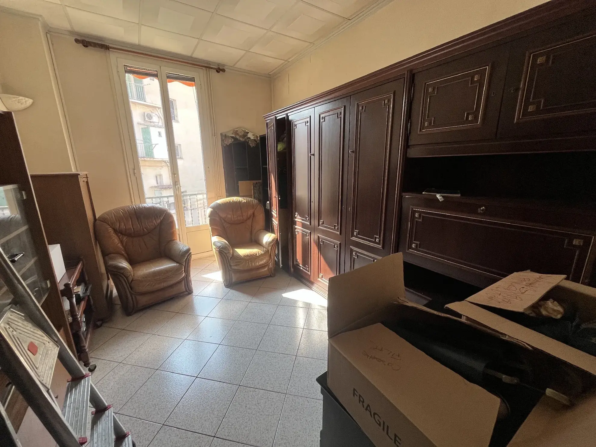 Appartement 3 pièces avec caves à Menton - Opportunité à saisir 