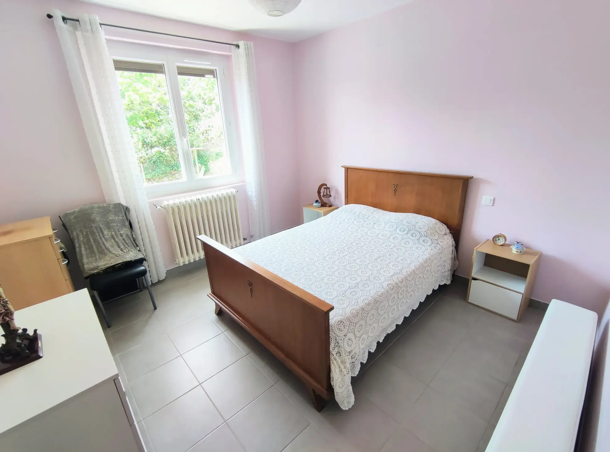 Maison rénovée avec grand jardin et potentiel d’aménagement à Aubenas 