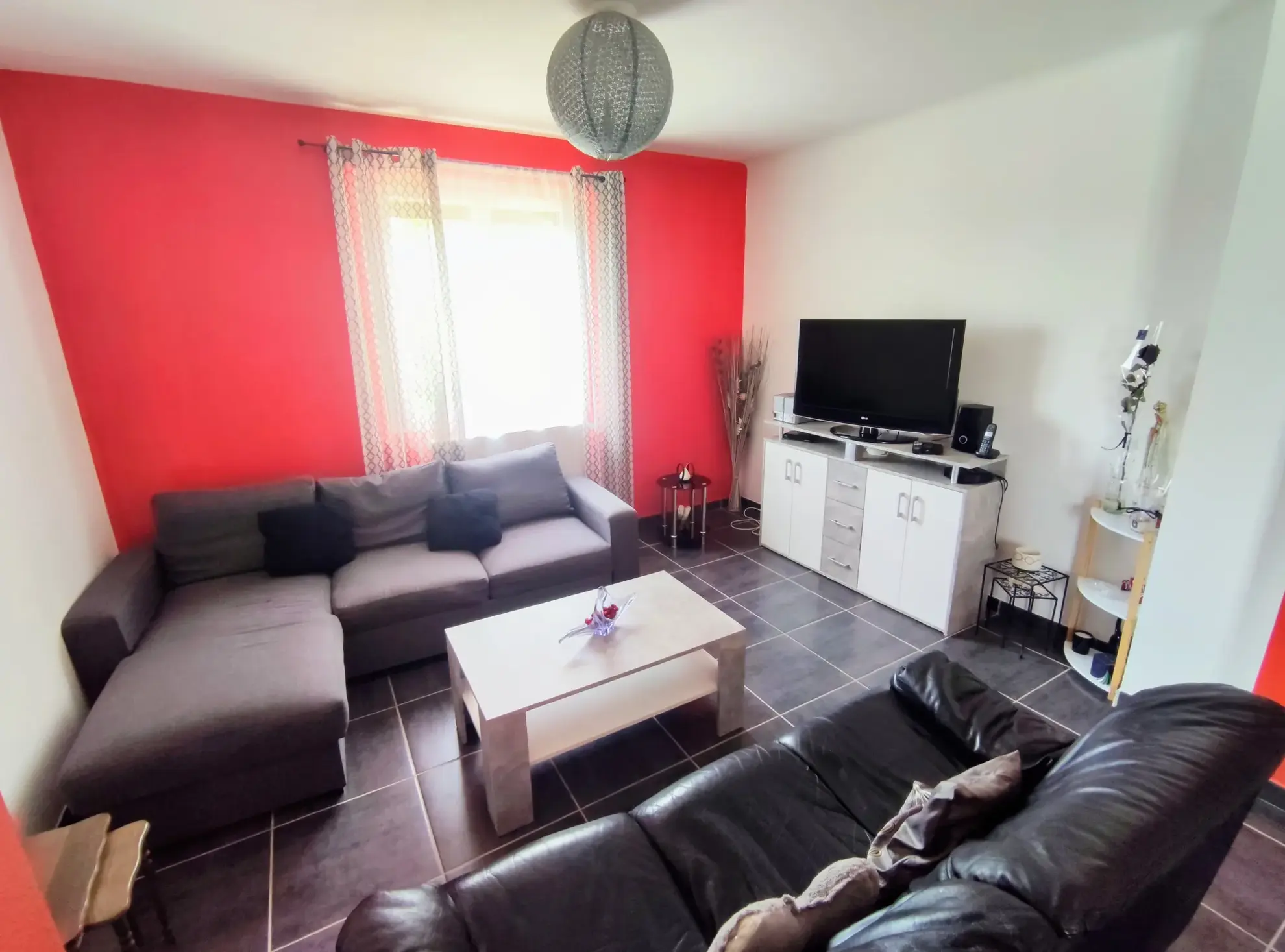 Maison rénovée avec grand jardin et potentiel d’aménagement à Aubenas 