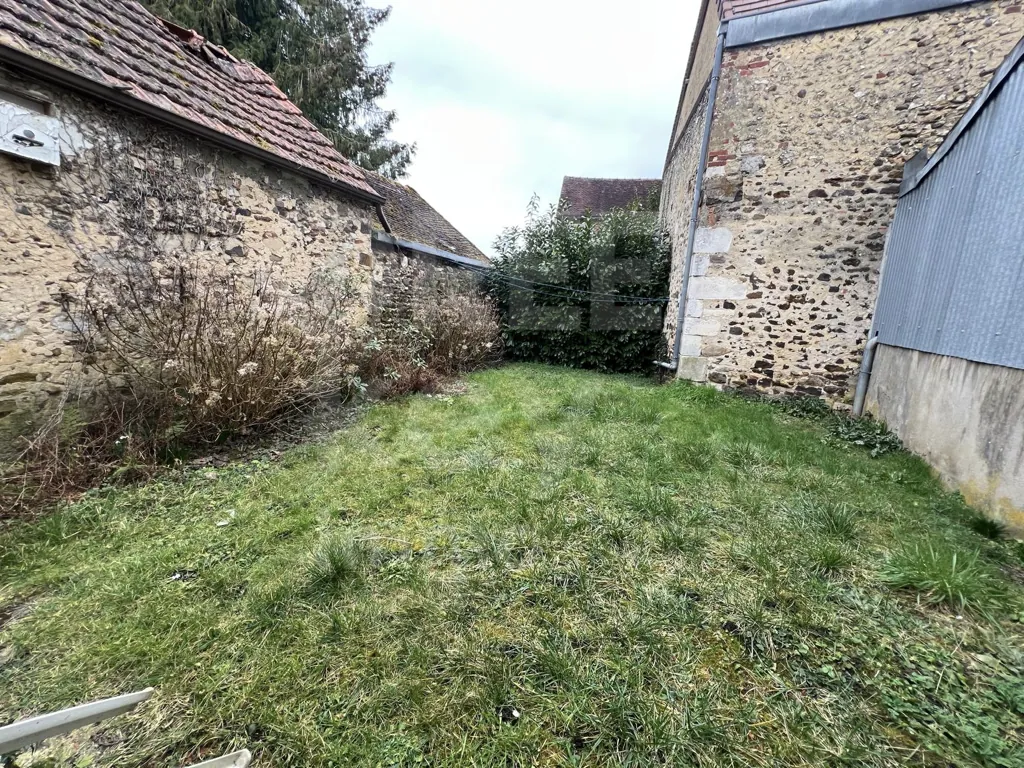 Maison à rénover de 4 pièces et 80,5 m² à Toucy, proche d'Auxerre 