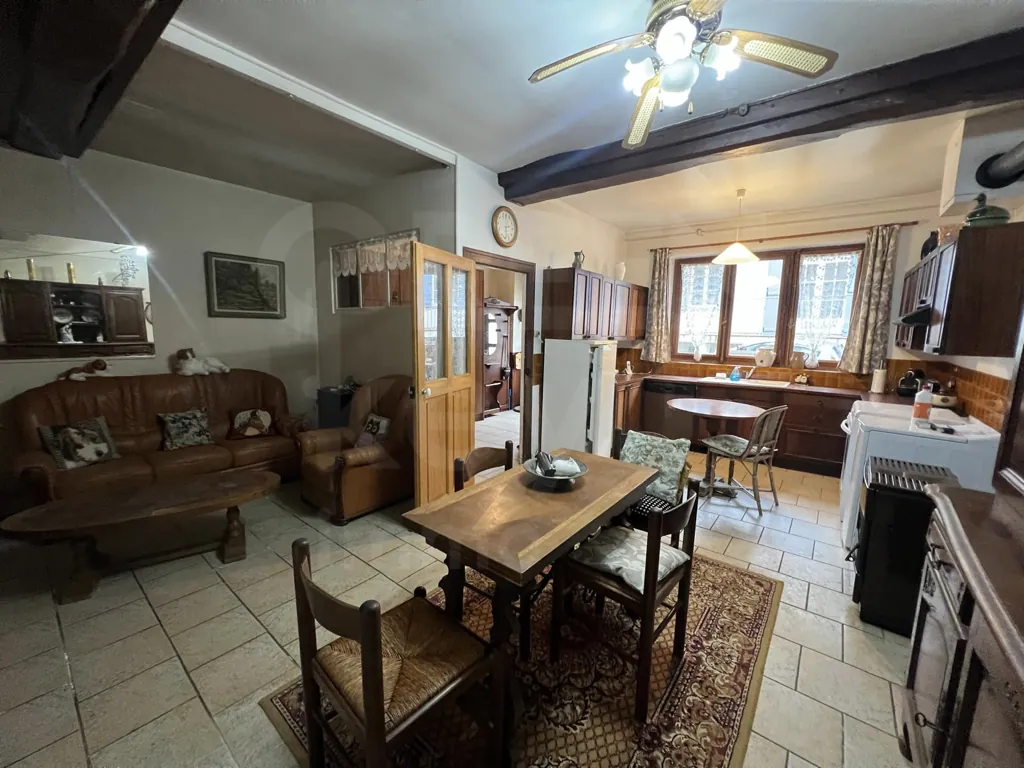 Maison à rénover de 4 pièces et 80,5 m² à Toucy, proche d'Auxerre