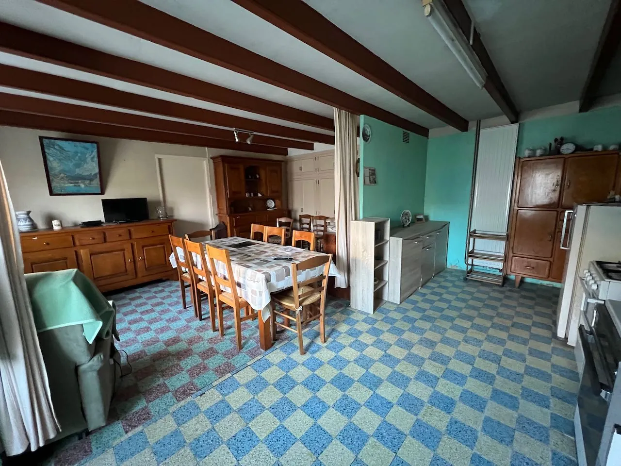 Maison à Sainte Gemme La Plaine avec jardin et dépendances 