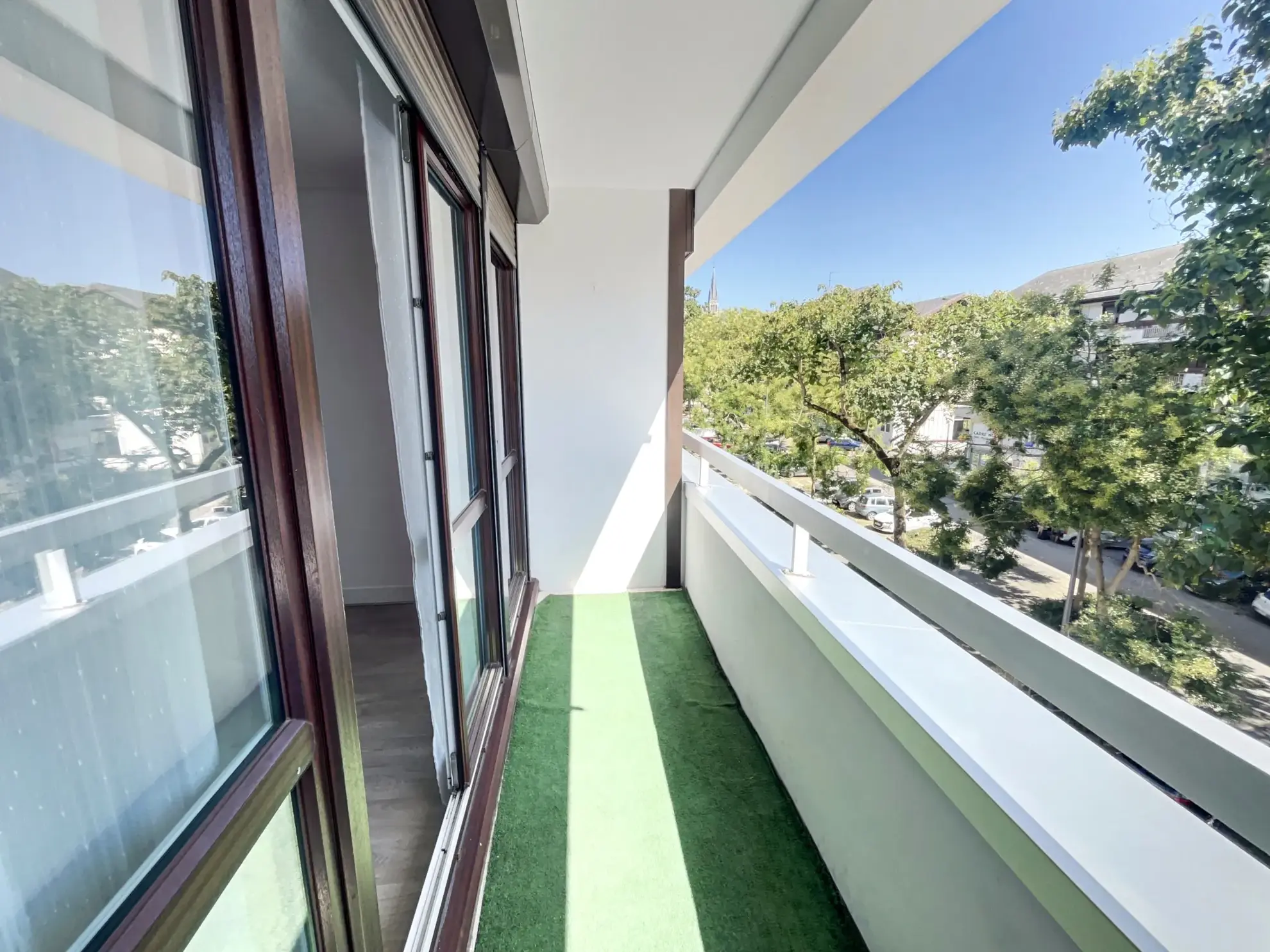 Appartement T4 lumineux à Reims Saint-Remi avec balcon et cave