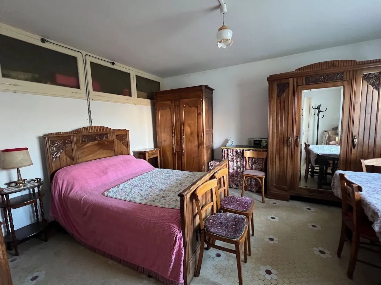 Maison à Sainte Gemme La Plaine avec jardin et dépendances 