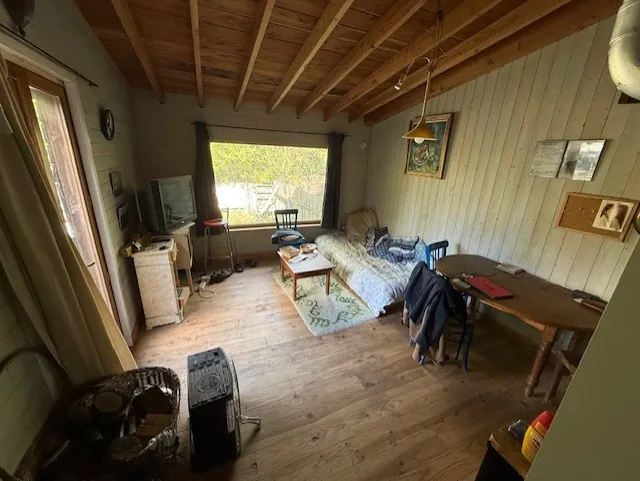 Maison indépendante avec double espace de vie et grand terrain à La Vaquerie 