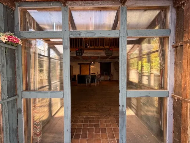 Maison indépendante avec double espace de vie et grand terrain à La Vaquerie 