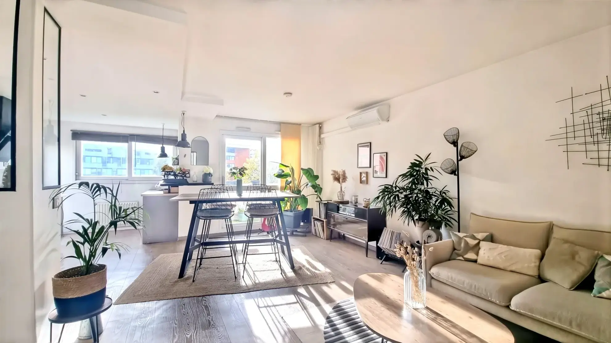 Appartement F4 de 93 m² avec terrasse et garage à Clermont-Ferrand 