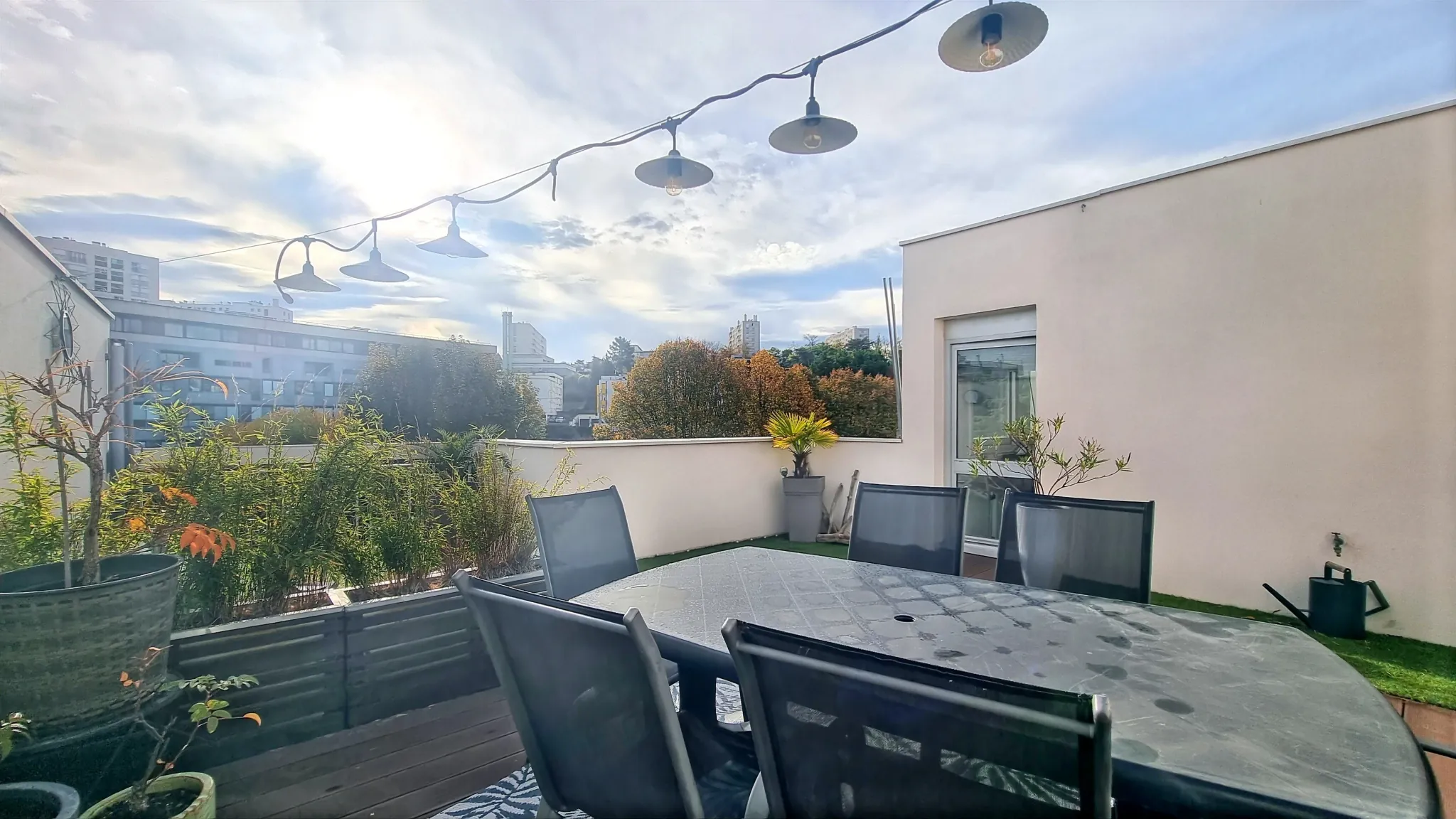 Appartement F4 de 93 m² avec terrasse et garage à Clermont-Ferrand 