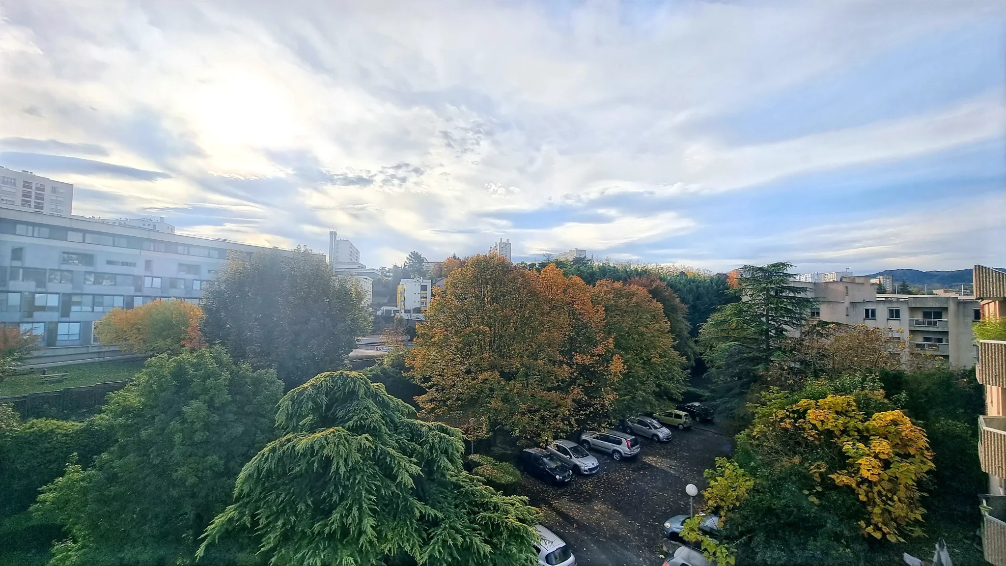 Appartement F4 de 93 m² avec terrasse et garage à Clermont-Ferrand 