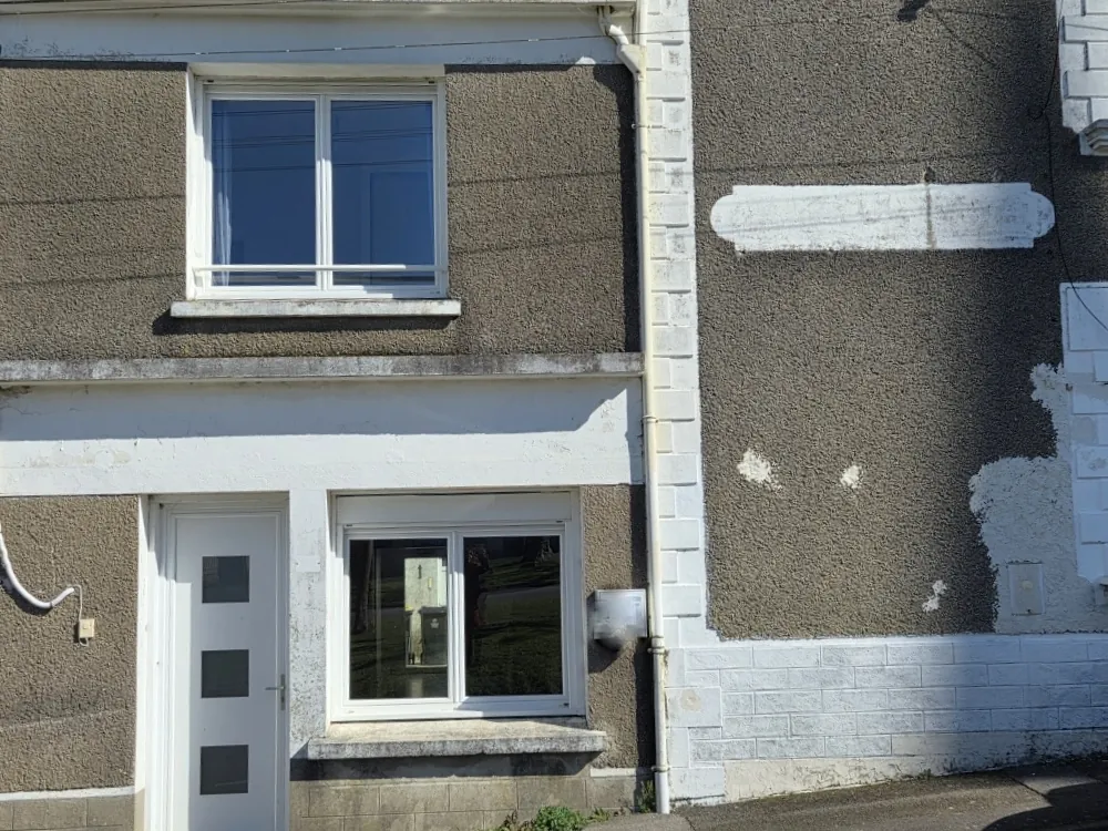 Maison de bourg avec cour et dépendance à Chaumes en Retz 