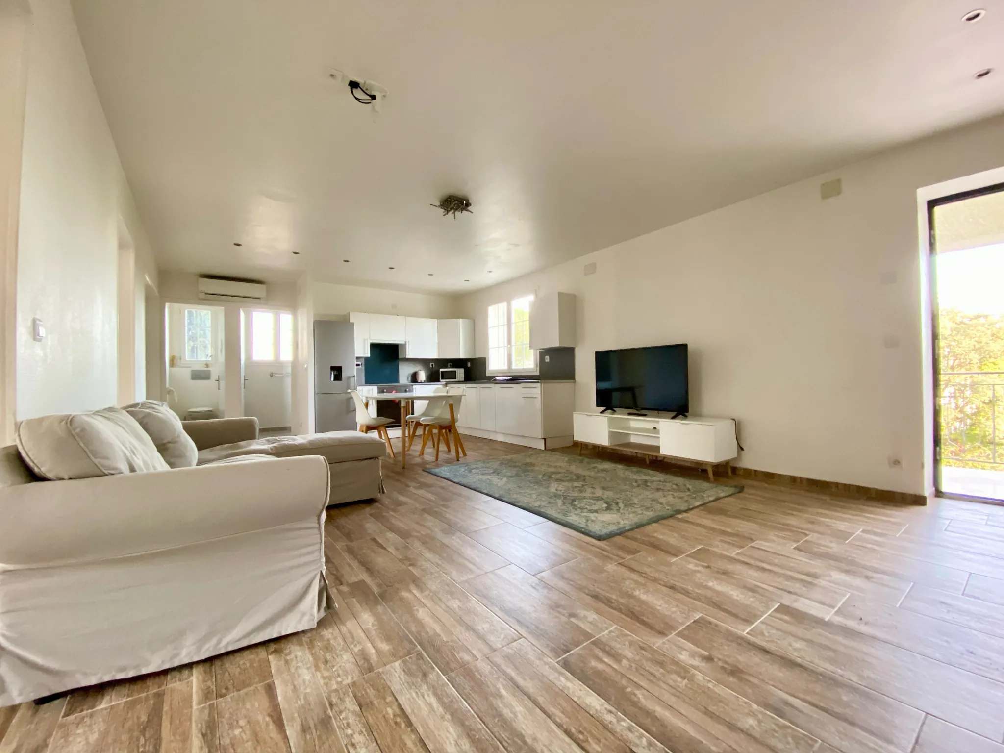 Appartement lumineux avec terrasse à Montpellier – Quartier calme et recherché 