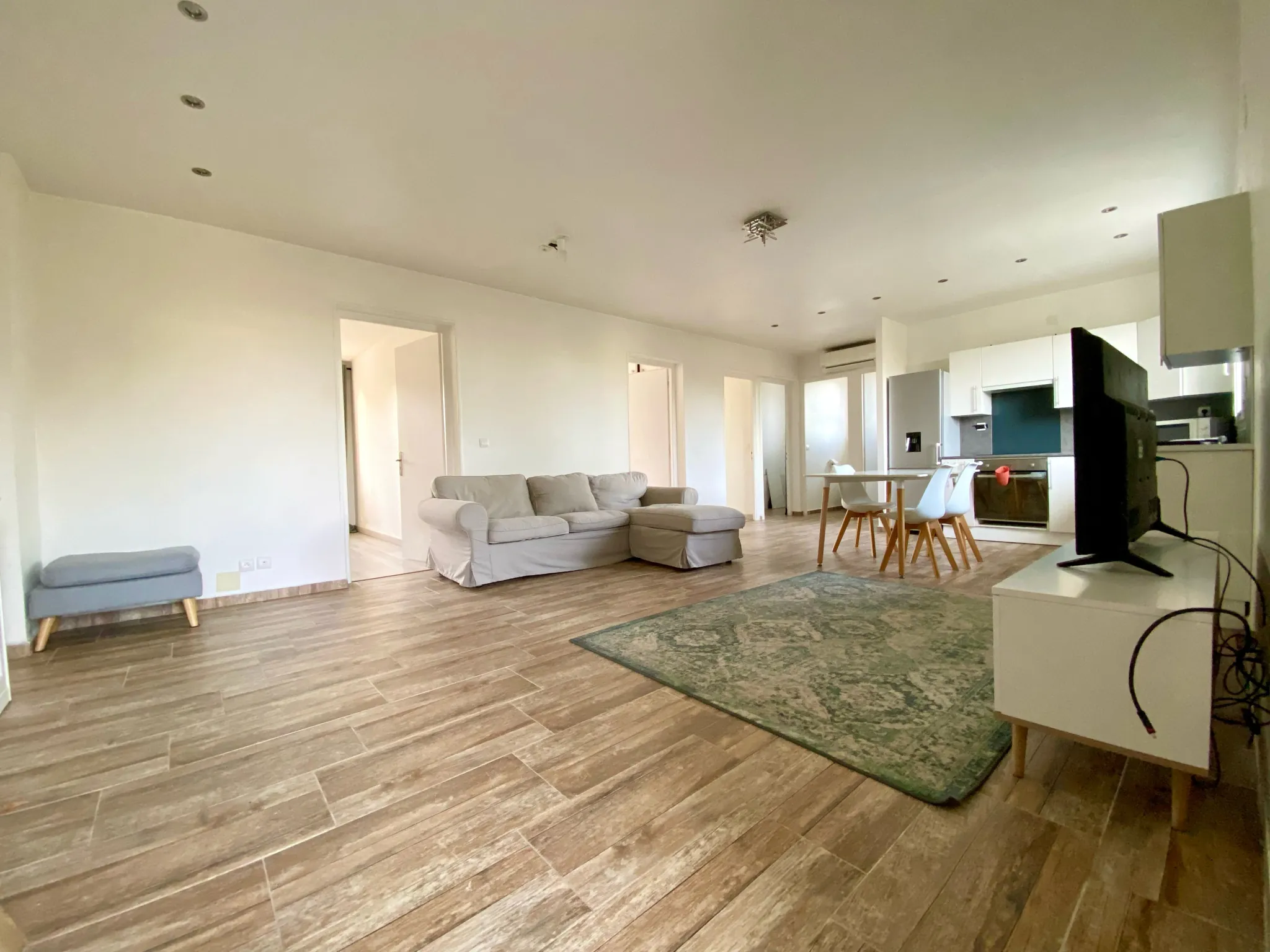 Appartement lumineux avec terrasse à Montpellier – Quartier calme et recherché 