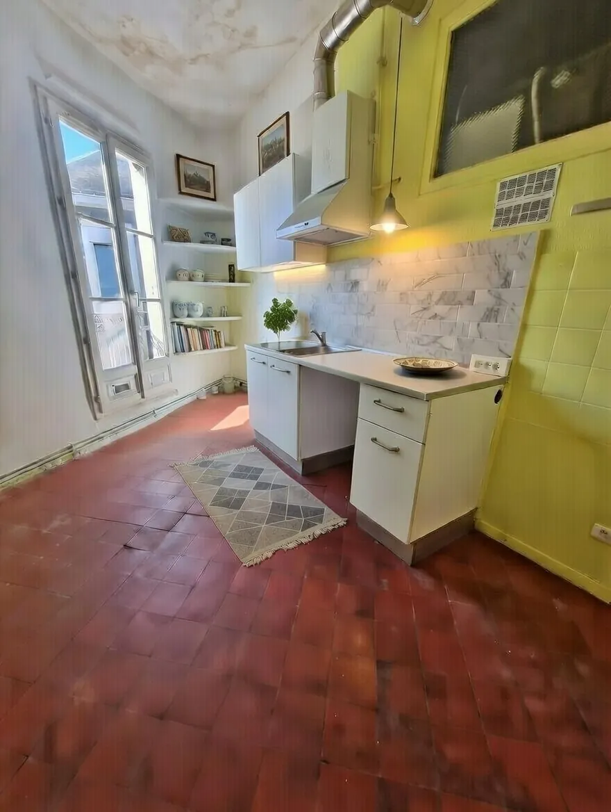 Appartement de 67,50 m² à Nantes avec fort potentiel de rénovation 