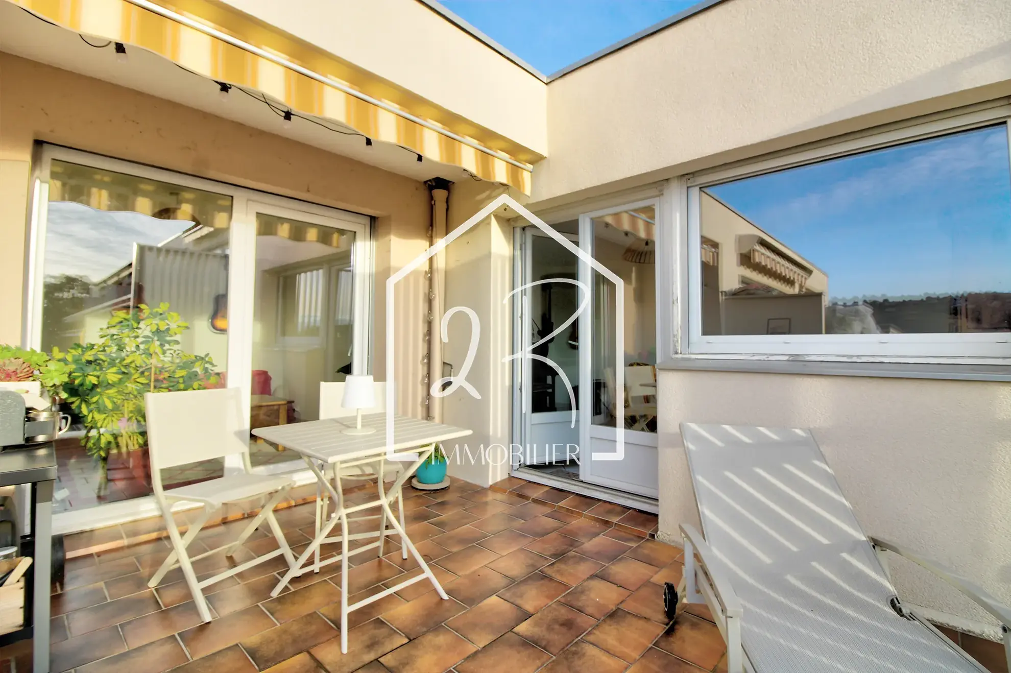 Appartement T4 de 113 m² avec Terrasse et Garage à Vienne