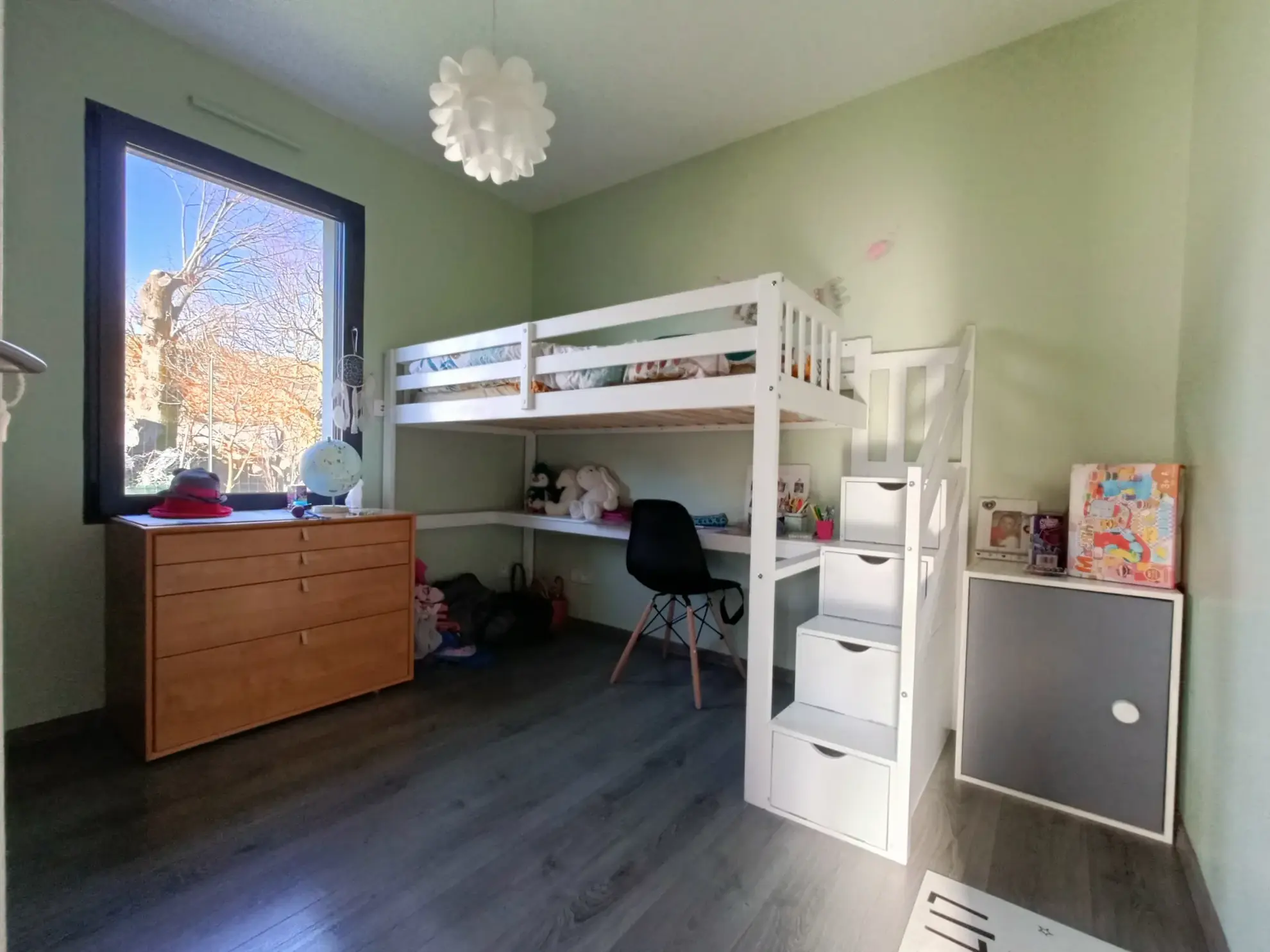 Maison de plain-pied à vendre à Benon avec jardin et garage 