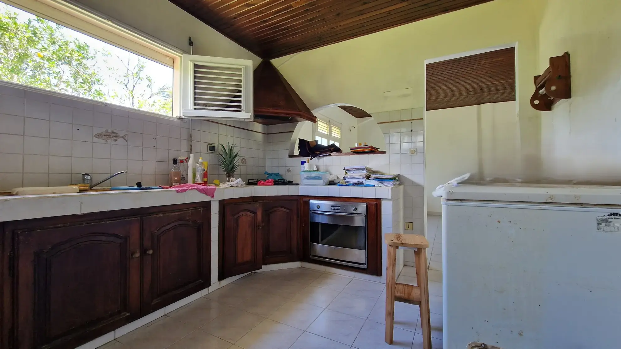 Maison de plain-pied à vendre à Ajoupa-Bouillon avec jardin arboré et emplacement calme 