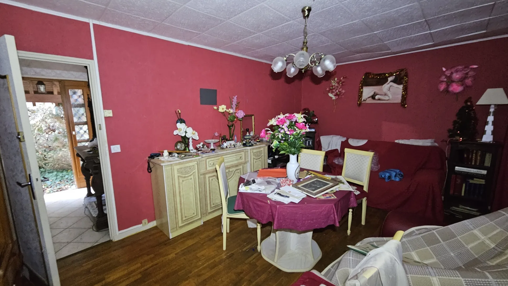 Maison à rénover de 95 m² avec garage à Ervauville 