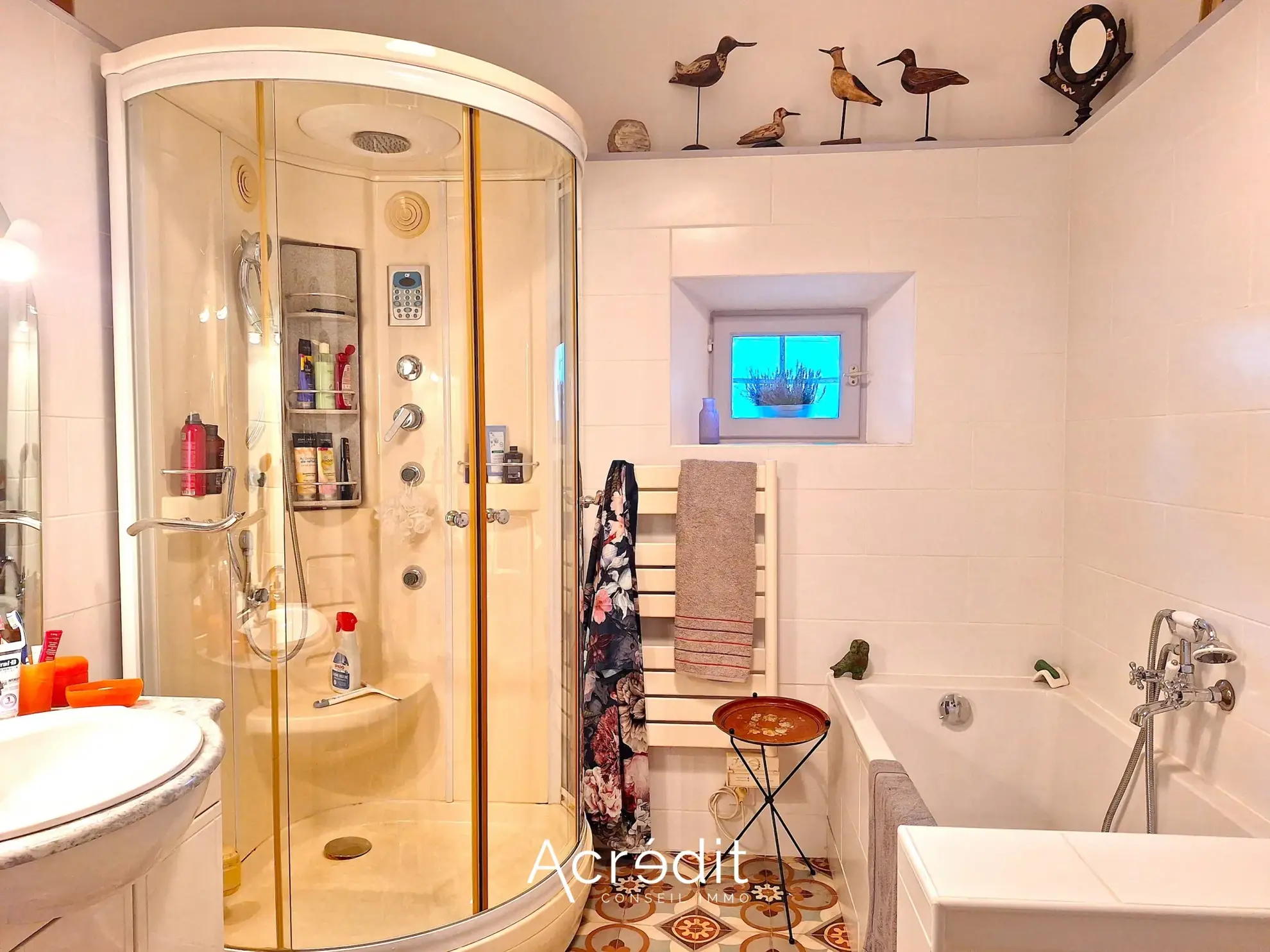 Maison vigneronne avec terrasse et garage à Nissan lez enserune 