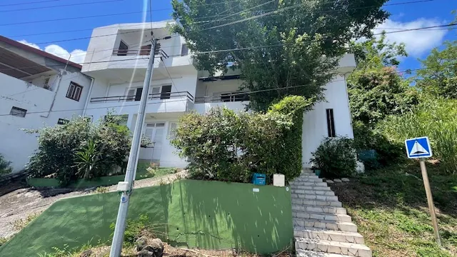 Vente appartement F3 avec vue mer à Schoelcher – Résidence sécurisée 